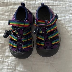 Purple Rainbow Little Girls Keens